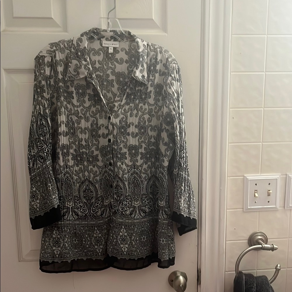 Fashion Bug Monochrome Paisley Top
